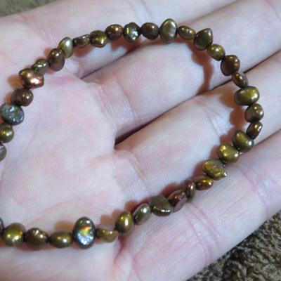 Estate Jewelry Lot - Fresh Water Pearls / Coultured Pearls -Bracelets & Earrings