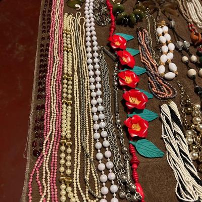 Estate, jewelry lot, large lot of necklaces.