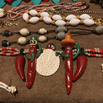 Estate, jewelry lot, large lot of necklaces.
