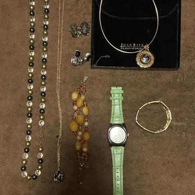 Joan Rivers collection, estate jewelry lot, eight pieces all Joan Rivers jewelry