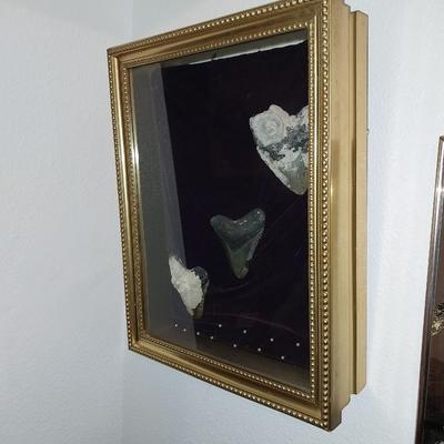 DISPLAY CASE WITH FOSSIL ARROW HEADS AND GOLD TONEMIRROR WITH NATIVE AMERICAN THEME