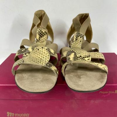 Munro Zena Womenâ€™s Sandals Size 8 1/2 W