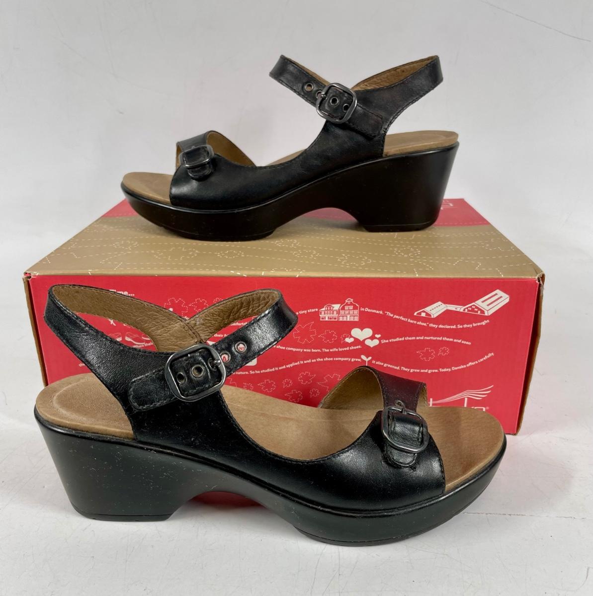 Dansko Women s Sandals Joanie Full Grain Leather Size 8 8.5