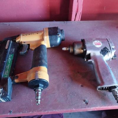 BOSTITCH AIR FASTNER AND ELECTRIC DAYTON IMPACT WRENCH