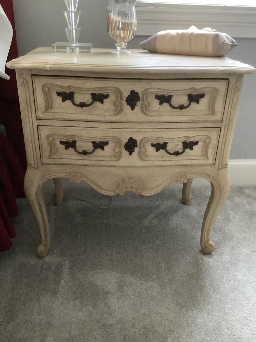 2 Hickory Chair wooden nightstands 30