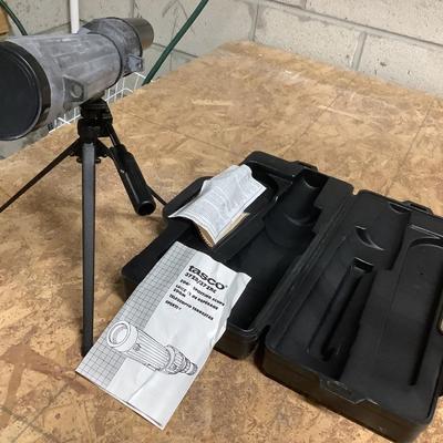 Tasco Zoom Spotting Scope on tri-pod with case