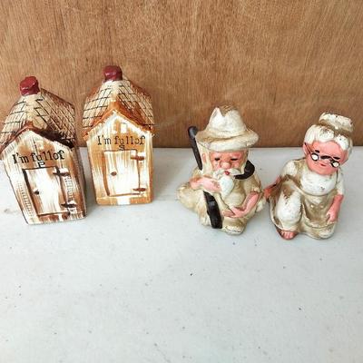 VINTAGE SALT & PEPPER SHAKERS