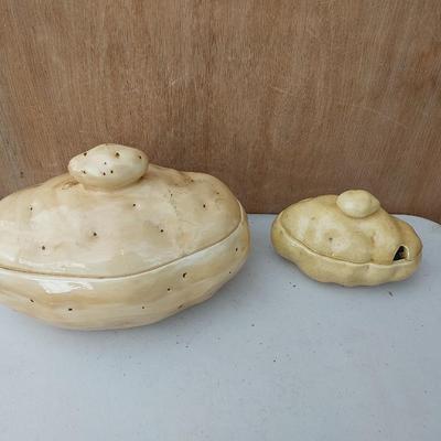 TWO VINTAGE DISHES WITH LIDS