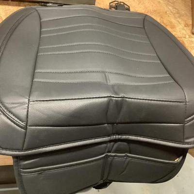 Motortrend PU leather front base seat cushion with front pockets 2 piece NIB