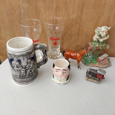 SMALL COLLECTABLES