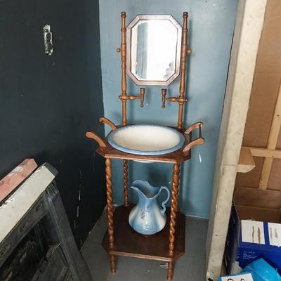 VINTAGE WASH STAND WITH IRONSTONE POTTERY