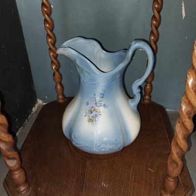 VINTAGE WASH STAND WITH IRONSTONE POTTERY