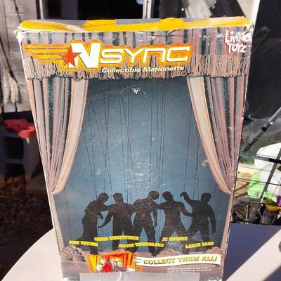 N SYNC COLLECTIBLE MARIONETTE "JOEY FATONE '