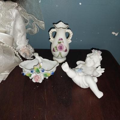 CATHAY COLLECTION DOLL AND MINITURES