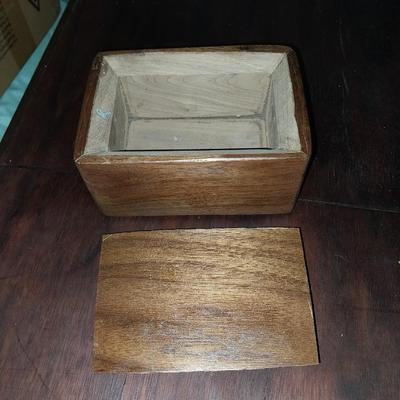 WOODEN STORAGE BOXES AND CLUB