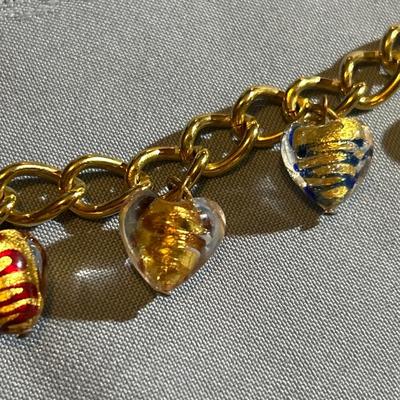 Vintage Jewelry Bracelet Gold Tone CHUNKY Chain Art Glass Heart Dangle B