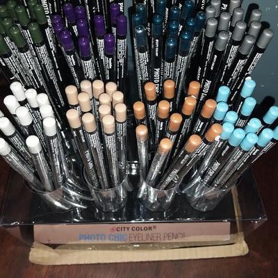NEW CITY COLOR EYELINERS WITH DISPLAY