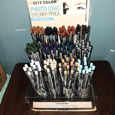 NEW CITY COLOR EYELINERS WITH DISPLAY