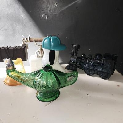 VINTAGE AVON BOTTELS