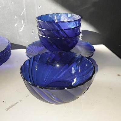 BLUE GLASS EXTRA DINNERWARE PIECES