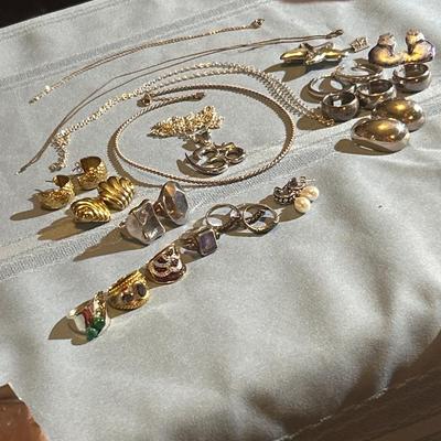 Sterling Silver Jewelry Bulk Lot - All seen in photos. 188 grams - Some Scrap, Mostly Functional