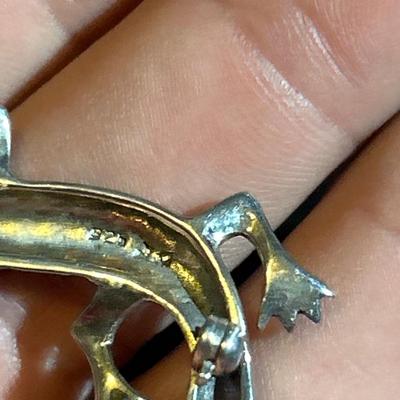 Sterling silver gecko / salamander pin brooch with Marcasite stones