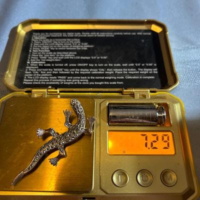 Sterling silver gecko / salamander pin brooch with Marcasite stones