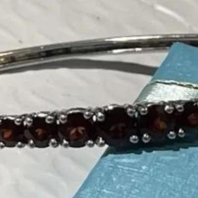 Vintage Large Size Sterling Silver Hinged Garnet Bangle Bracelet w/Graduated Garnets & Figure-8 Safety Clasp. Made for a 8"+ Wrist.