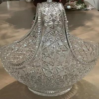 Vintage HUGE Cut/Etched Glass Large Leaded Crystal Basket 13