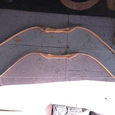 WOODEN BOWS AND ARROWS