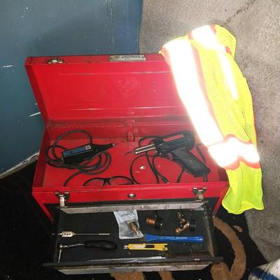 METAL TWO DRAWER CARRY TOOLBOX WITH FEW TOOLS