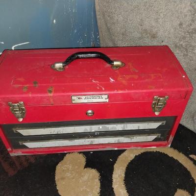 METAL TWO DRAWER CARRY TOOLBOX WITH FEW TOOLS