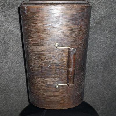 UNIQUE VINTAGE WOODEN SEWING BOX WITH HANDLE