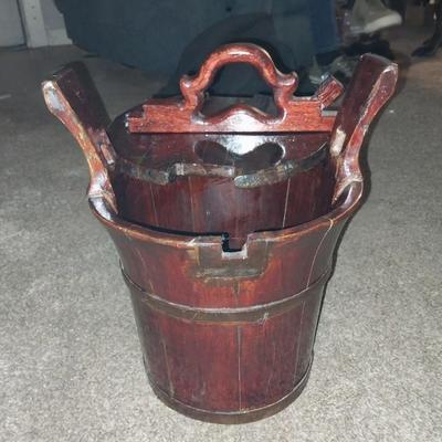 WOODEN VINTAGE ASIAN RICE/WATER BUCKET
