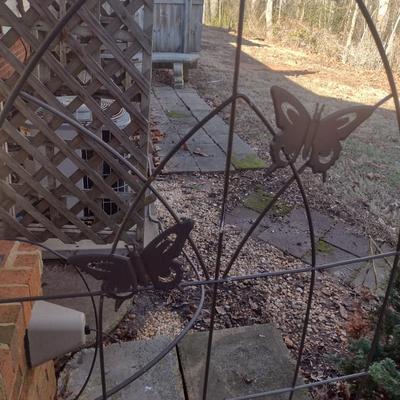 Metal Ornate Butterfly Garden Art Trellis Choice B