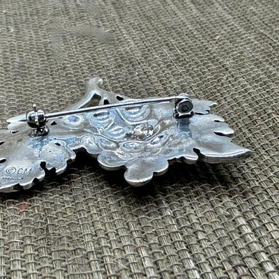 LOT 19 - Sterling Silver Grape Leaf Design Brooch