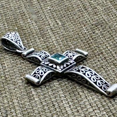 LOT 20 - Sterling Silver Cross Pendant