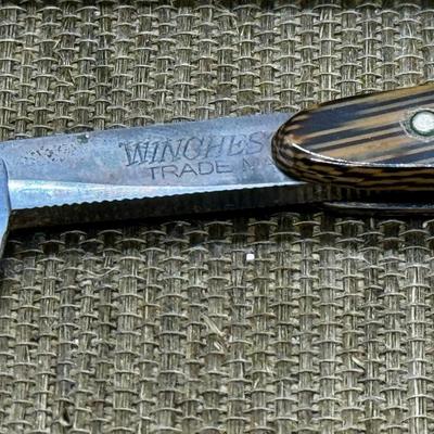 LOT 21 - Winchester Vintage Straight Razor No 8533 w/ Box
