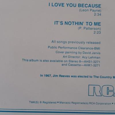 Jim Reeves - Vinyl Record Albums LP Record - Distant Drums - Good n' Country & More
