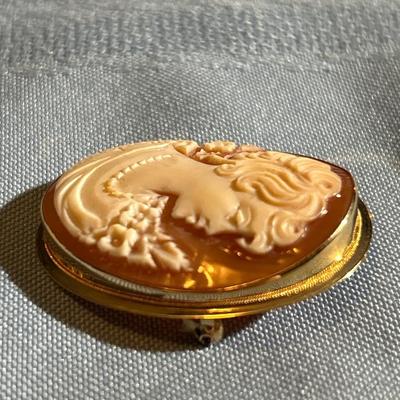 14K Gold Encased Shell Cameo Pendant Brooch~Signed~Woman & Flowers
