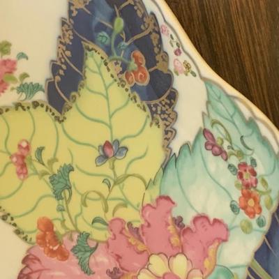 Mottahedeh Hand Painted Metropolitan Museum Of Art Tabacco Leaf Bowl