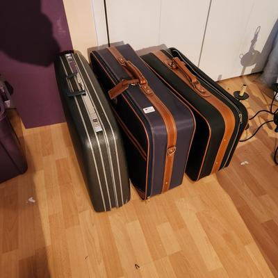 lot of 3 Suit Cases Luggage Samonite Jaguar