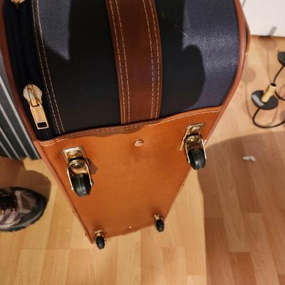 lot of 3 Suit Cases Luggage Samonite Jaguar