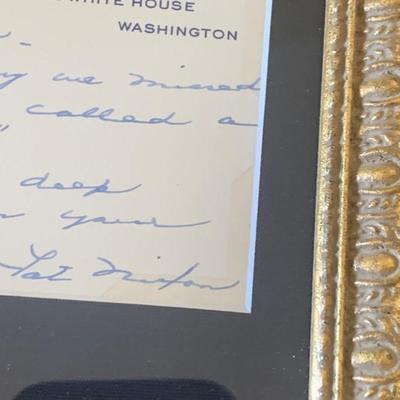 Gerald Ford / Pat Nixon Autographs