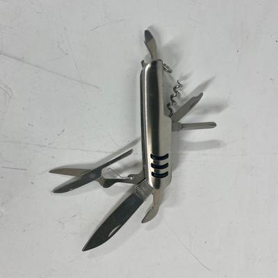 Multi-tool Picketknife