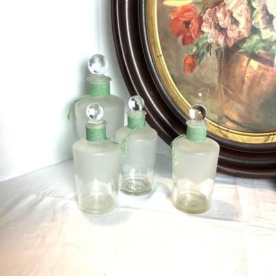 355 Vintage Ladies Lily of the Valley Perfume Bottle Vanity Set with Floral Wall Decor