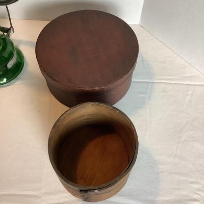 363 Antique Kosmos Brenner Emerald Green Glass Oil Lamps and Two Shaker Boxes with Original Paint