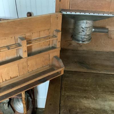 371 Antique Oak Stepback 2-piece Kitchen Cupboard