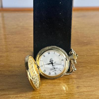 Vintage pocket watch needs batteries