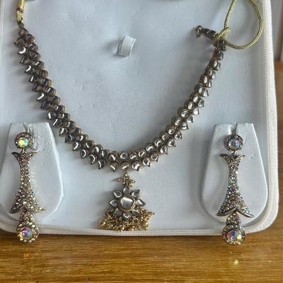 Indian Jewelry Set
